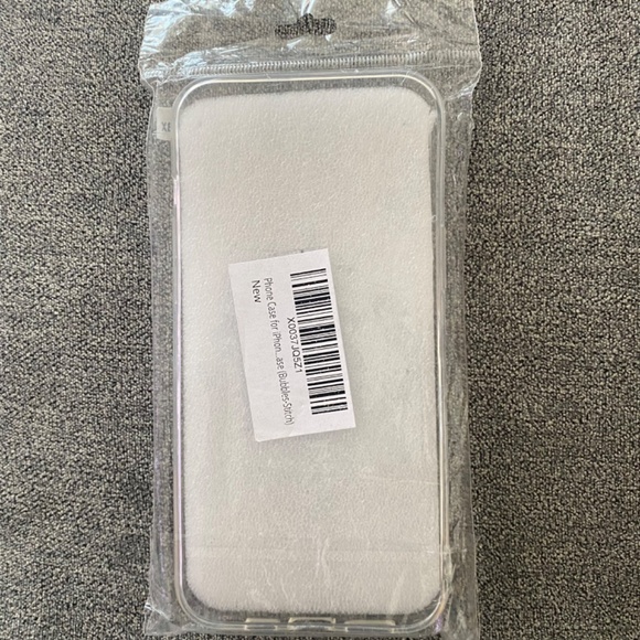 iPhone 12 ProMax phone case Clear with Disney’s Stitch design NWT - Picture 2 of 3